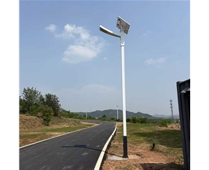 兰州路边太阳能路灯安装